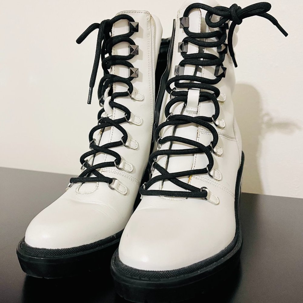 Marc Fisher White Lace Up Boots (Size 7M)